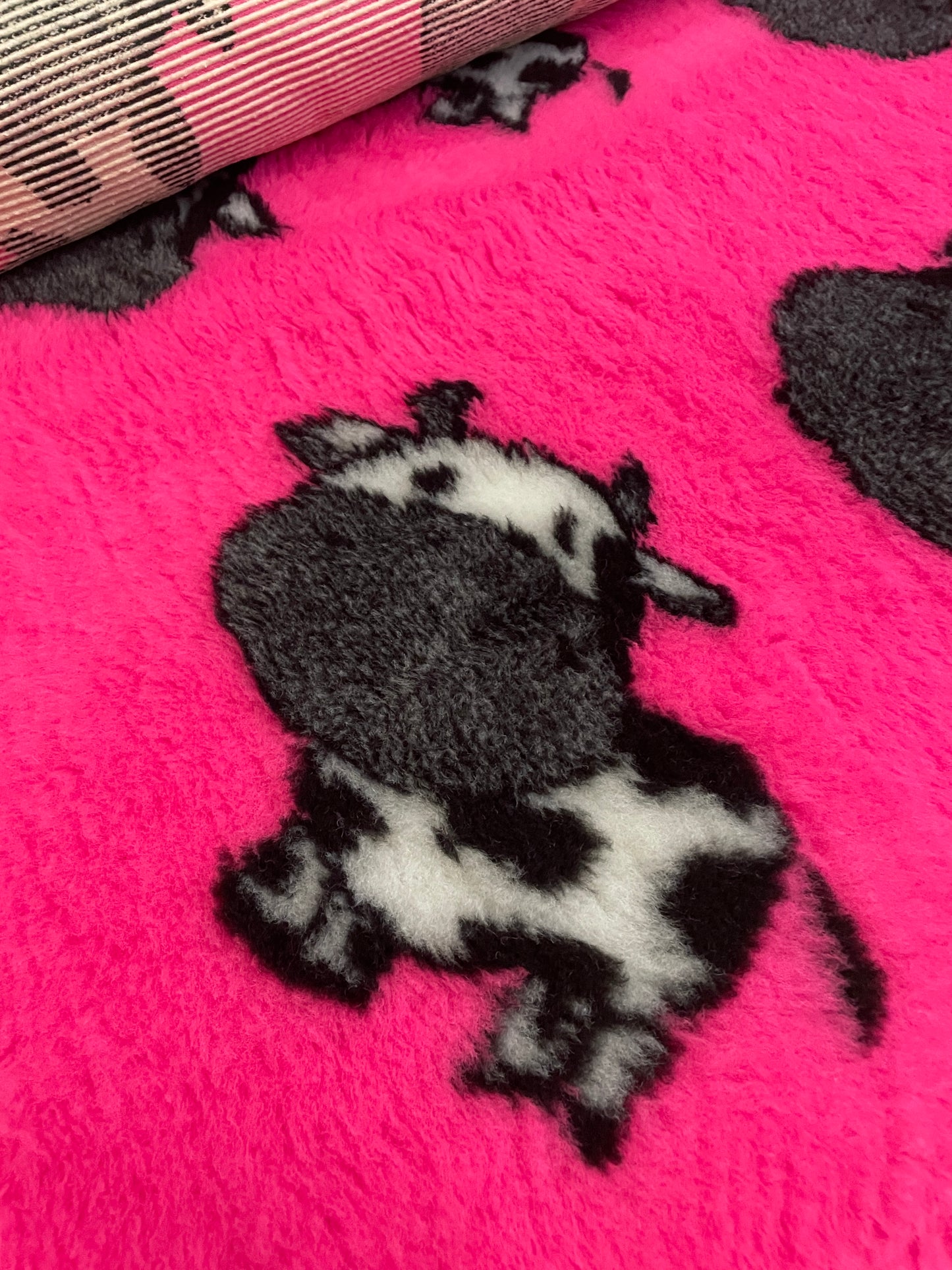 Pink Cow Premium Non Slip Vet Bedding