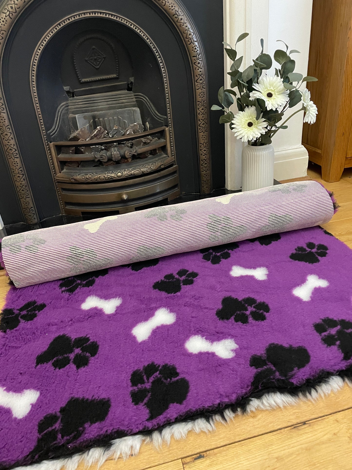 Purple Paws & Bones Premium Non Slip Vet Bedding