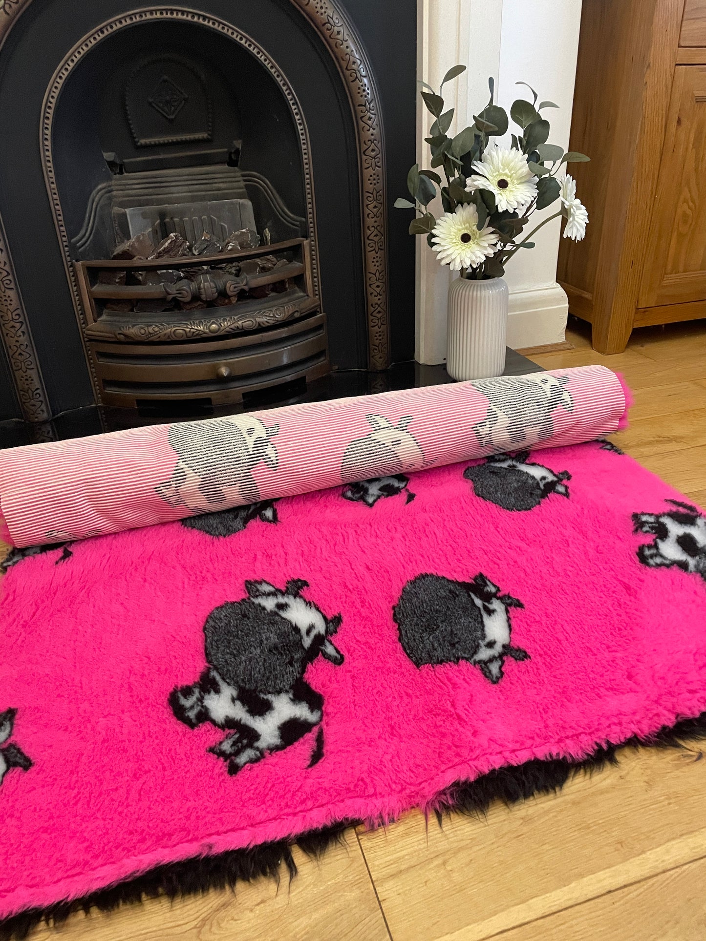 Pink Cow Premium Non Slip Vet Bedding